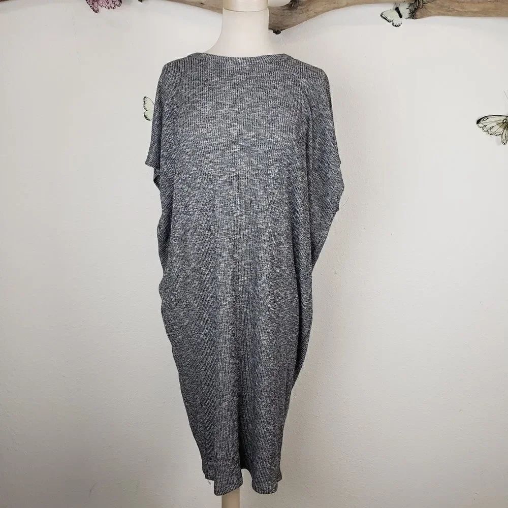 Audrey 3+1 cocoon style gray stretchy dress
